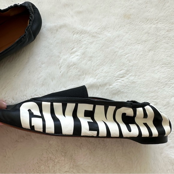 GIVENCHY women flat shoes size 39 EU Authentic - Picture 2 of 7